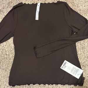 lululemon athletica Chocolate Long Sleeve Top